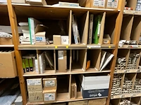 Partij verlichtingsmaterialen (c) - afbeelding 23 van  25