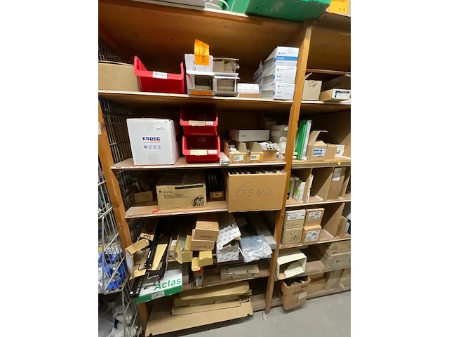 Partij verlichtingsmaterialen (c) - afbeelding 24 van  25