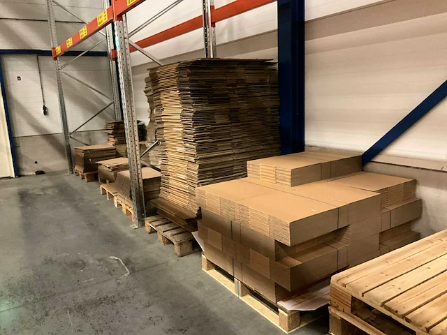 Partij verpakkingsmateriaal - afbeelding 2 van  9