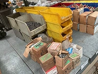 Partij verschillende ijzerwaren - afbeelding 1 van  4