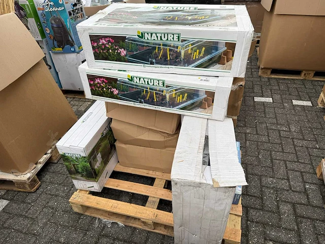 Partij vijver & tuin - afbeelding 7 van  24