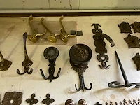 Partij vintage deurbeslag en kapstokken - afbeelding 15 van  16