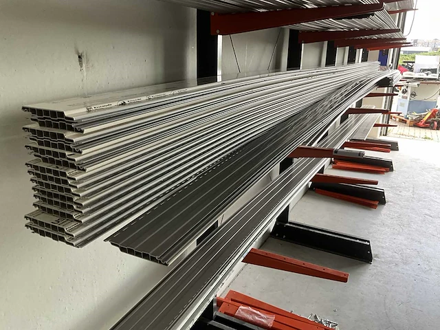 Partij vinylit pvc profielen - afbeelding 10 van  11