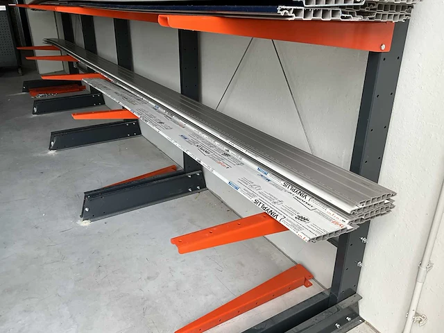 Partij vinylit pvc profielen - afbeelding 4 van  11