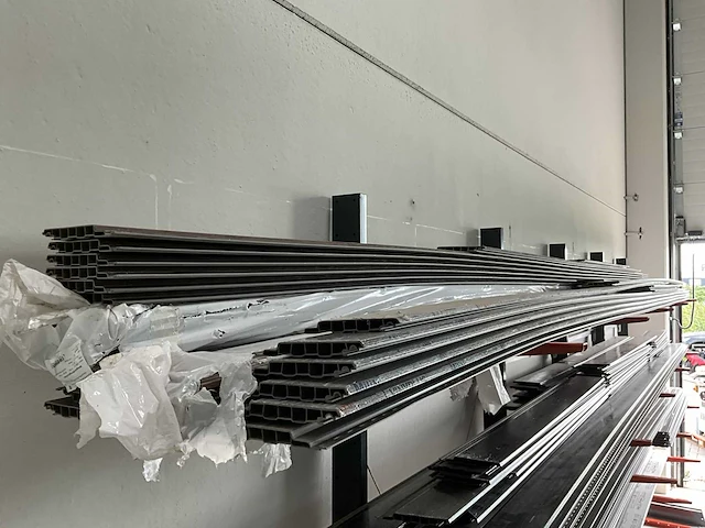 Partij vinylit pvc profielen - afbeelding 8 van  11