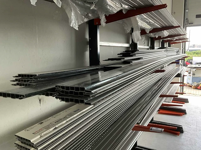 Partij vinylit pvc profielen - afbeelding 9 van  11