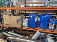 Partij vloeistoffen en smeermiddelen - afbeelding 1 van  17