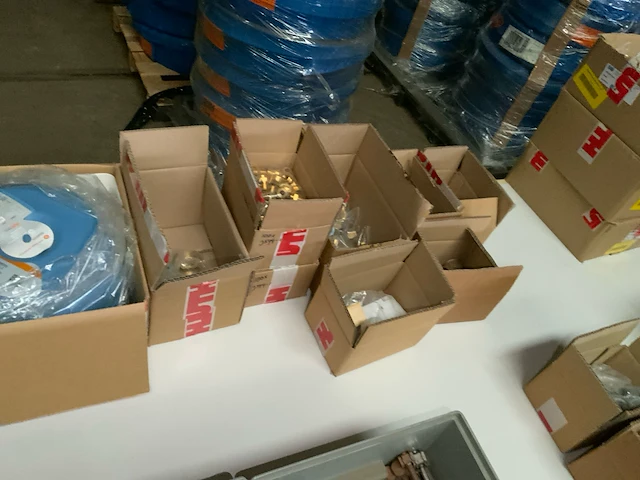 Partij vloerverwarming materiaal - afbeelding 6 van  17