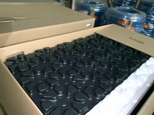 Partij vloerverwarming materiaal - afbeelding 9 van  17