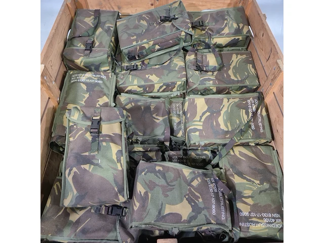 Partij voedingsuitrusting tas - afbeelding 2 van  7
