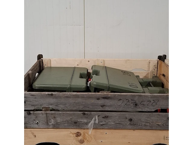 Partij voedselcontainers - afbeelding 11 van  12