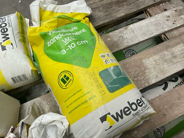 Partij voeg en zandcement - afbeelding 3 van  3