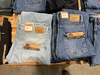 Partij volcom/polar/s oliver enz. jeans (81x) - afbeelding 12 van  12