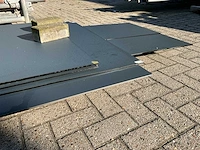 Partij volkeren kunststof plaatmateriaal - afbeelding 3 van  3
