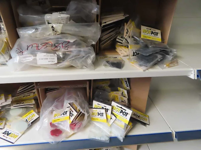 Partij voorgesneden glasvormen, 23 dozen - afbeelding 4 van  7