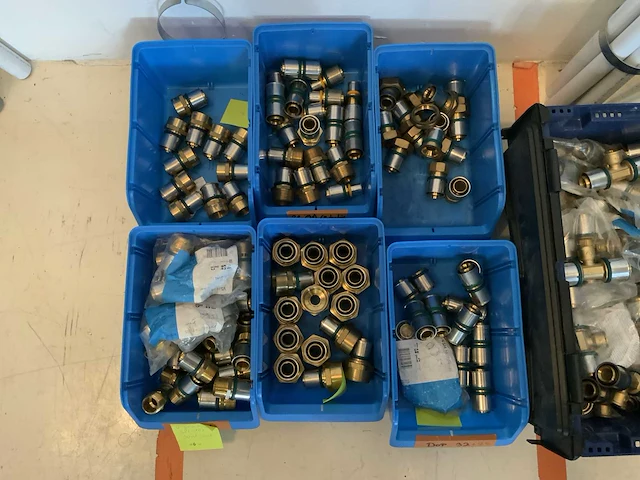 Partij vsh multipress perskoppelingen - afbeelding 2 van  3