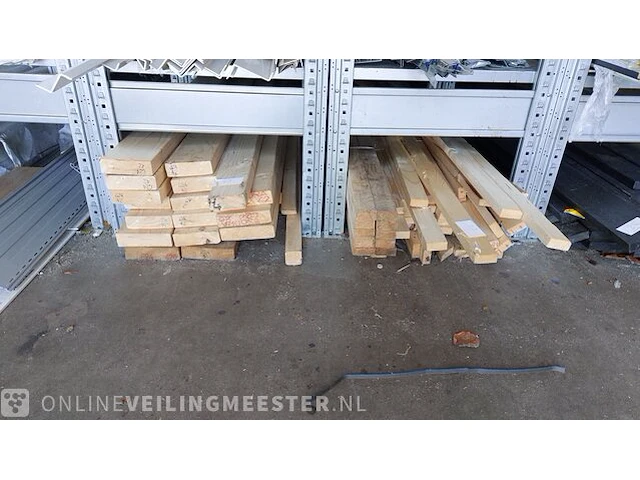 Partij vuren balken en latten - afbeelding 8 van  11