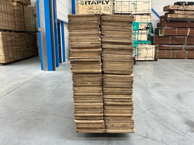 Partij vuren/grenenhout kaasplanken 166x42x2cm ( 600 stuks ) reclaimd wood - afbeelding 5 van  9