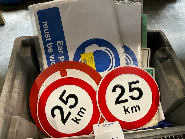 Partij waarschuwingsborden - afbeelding 2 van  5