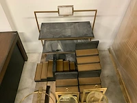 Partij wanddecoratie en presentatiemeubels - afbeelding 4 van  4
