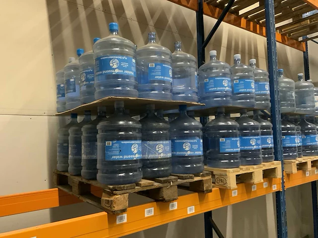 Partij waterkoeler flessen - circa: 165 stuks - afbeelding 3 van  6