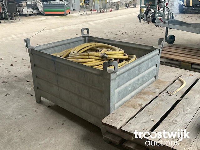 Partij waterslangen - afbeelding 2 van  4
