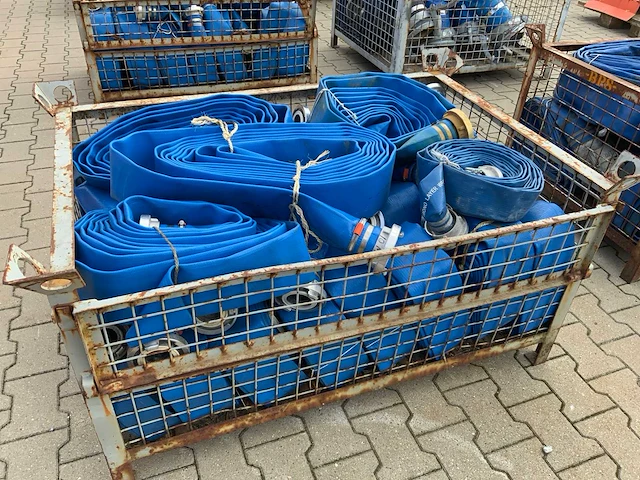 Partij waterslangen - afbeelding 3 van  6