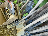 Partij wegenbouw/tuingereedschap - afbeelding 4 van  4