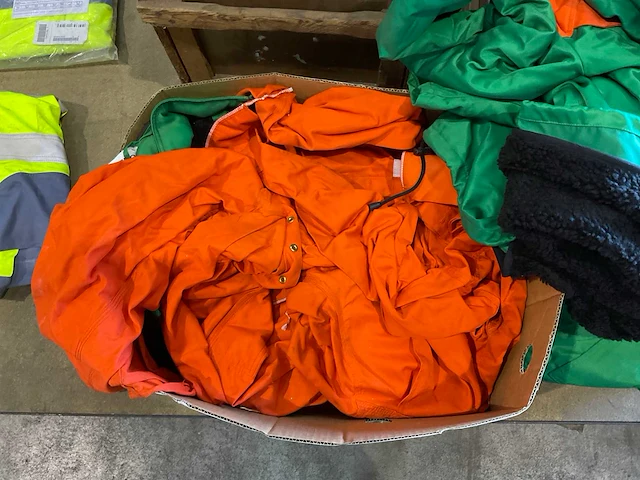 Partij werkkleding en diversen - afbeelding 6 van  6
