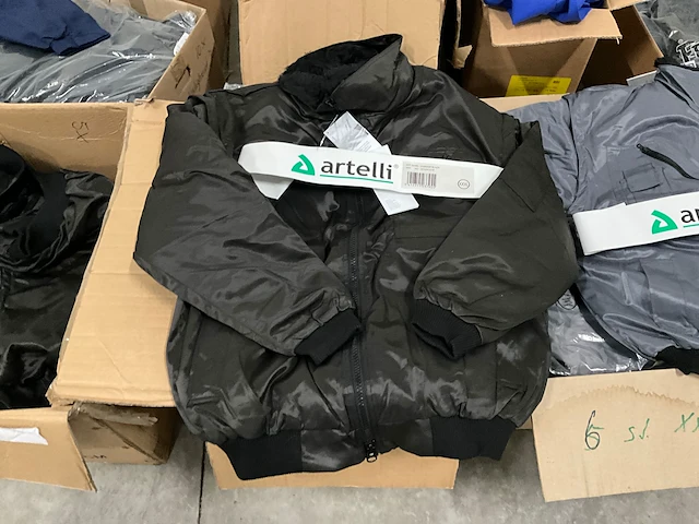 Partij werkkleding o.d artelli, pro job en fristad circa 125 stuks - afbeelding 3 van  9