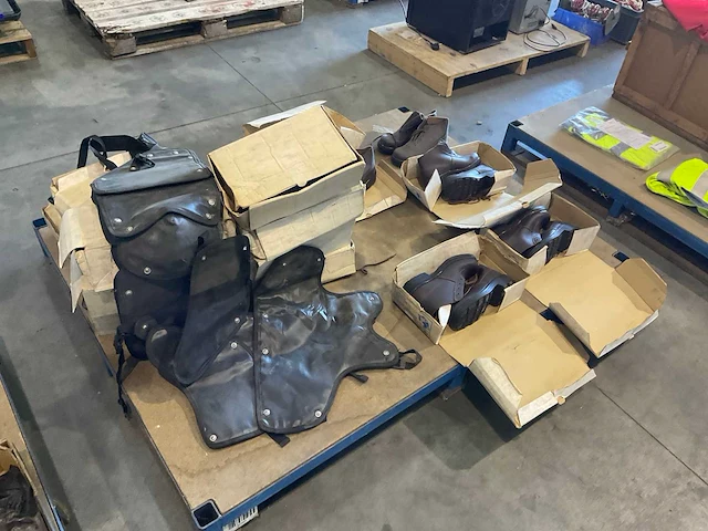 Partij werkschoenen - afbeelding 1 van  7