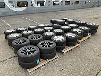 Partij wielensets - afbeelding 1 van  11