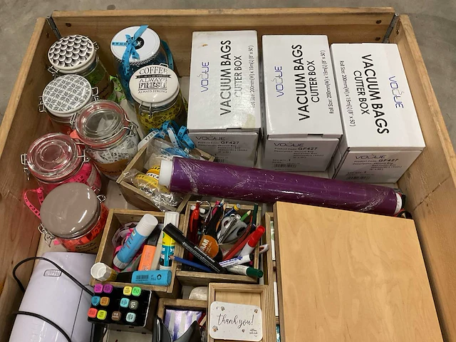 Partij winkel benodigdheden - afbeelding 3 van  6