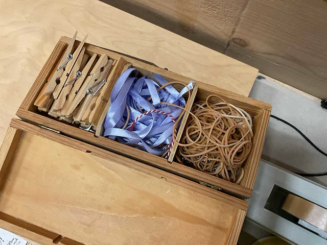 Partij winkel benodigdheden - afbeelding 5 van  6
