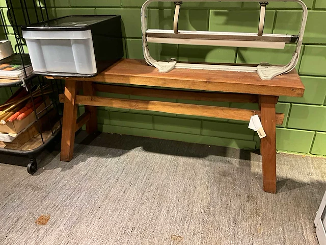 Partij winkelinventaris met decoratiemateriaal - afbeelding 4 van  15
