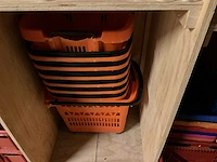 Partij winkelmandjes en vouwkratten. - afbeelding 5 van  8