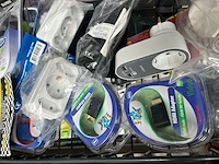 Partij w.o. stekkerdoos, usb kabel - afbeelding 5 van  6