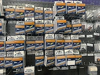 Partij zekeringen en schakelmateriaal - afbeelding 21 van  32