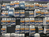 Partij zekeringen en schakelmateriaal - afbeelding 22 van  32