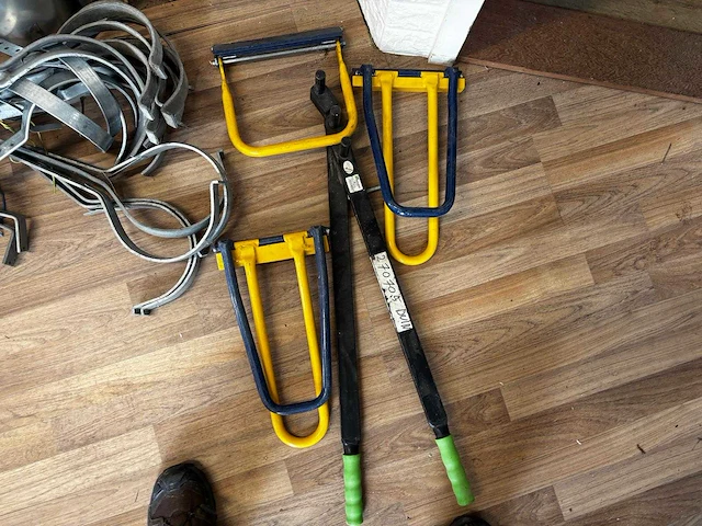 Partij zink artikelen en gereedschap - afbeelding 2 van  8