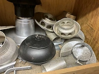 Partij zink en aluminium hwa onderdelen - afbeelding 13 van  13