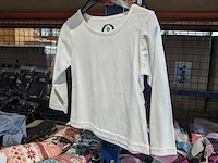 Partij zomer en winter kinderkleding en toebehoren, o.a. hello kitty, disney, amber - afbeelding 28 van  109
