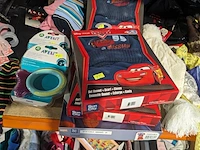 Partij zomer en winter kinderkleding en toebehoren, o.a. hello kitty, disney, amber - afbeelding 22 van  109