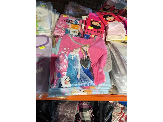 Partij zomer en winter kinderkleding en toebehoren, o.a. hello kitty, disney, amber - afbeelding 37 van  109