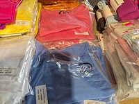 Partij zomer en winter kinderkleding en toebehoren, o.a. hello kitty, disney, amber - afbeelding 39 van  109