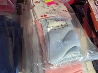 Partij zomer en winter kinderkleding en toebehoren, o.a. hello kitty, disney, amber - afbeelding 45 van  109