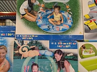 Partij zomer en winter kinderkleding en toebehoren, o.a. hello kitty, disney, amber - afbeelding 71 van  109