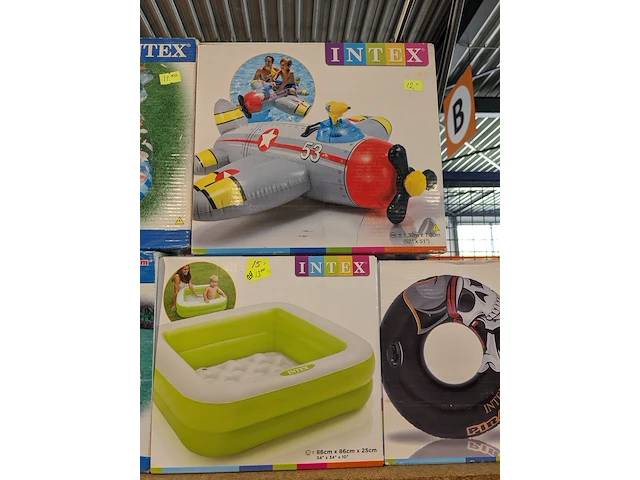 Partij zomer en winter kinderkleding en toebehoren, o.a. hello kitty, disney, amber - afbeelding 73 van  109