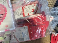 Partij zomer en winter kinderkleding en toebehoren, o.a. hello kitty, disney, amber - afbeelding 96 van  109