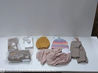 Partij zomer/winterkleding - afbeelding 1 van  15